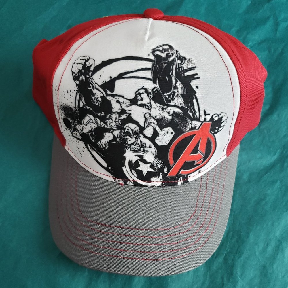2/10$ nwt marvel avengers baseball cap
